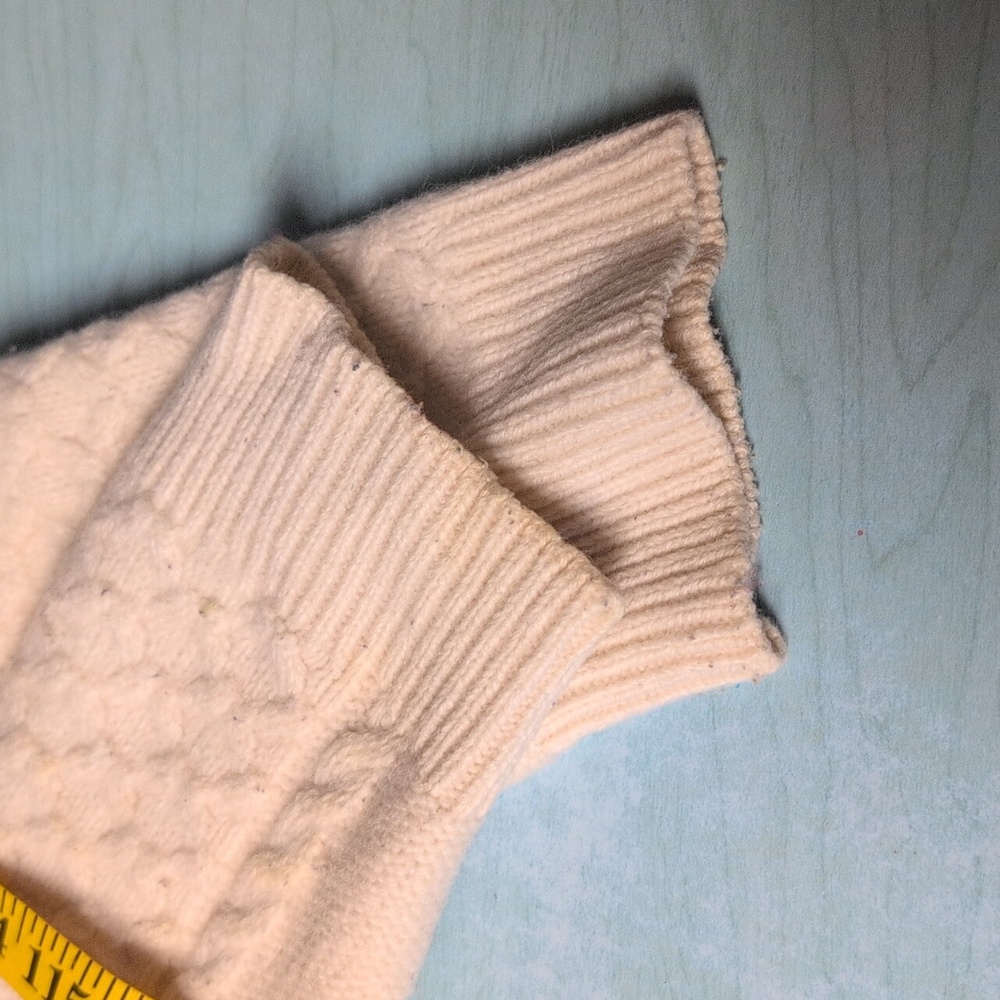 Pendleton Wool Blend Beige Sweater. - image 8